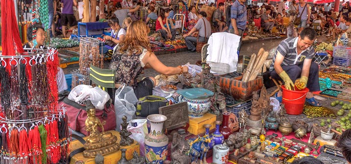 Panjiayuan Antique Marketing